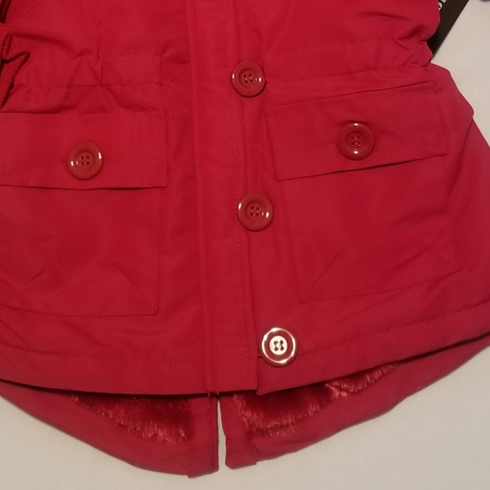 Red jackets faux fur lining girls various sizes - Picture 5 of 15
